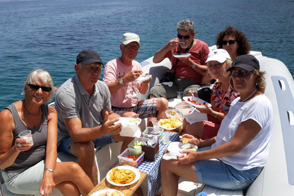 Escursione in gommone Isole Eolie 