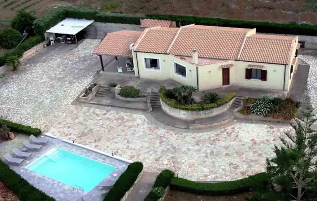 villa-con-piscina-privata-castellammare-golfo