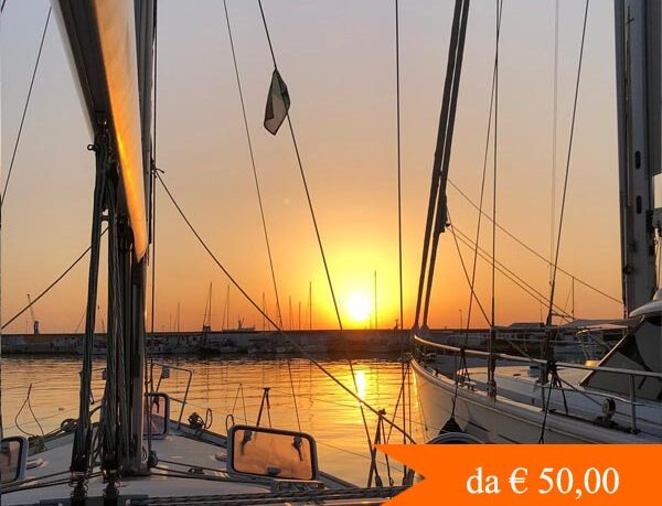 aperitivo-in-barca-al-tramonto-palermo